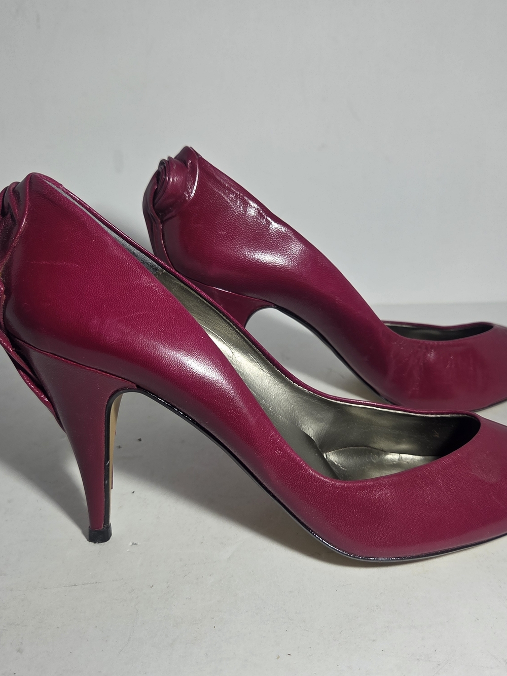 Vintage Carla Bini Magenta Leather Pumps Heels Made in Spain Size 6 N